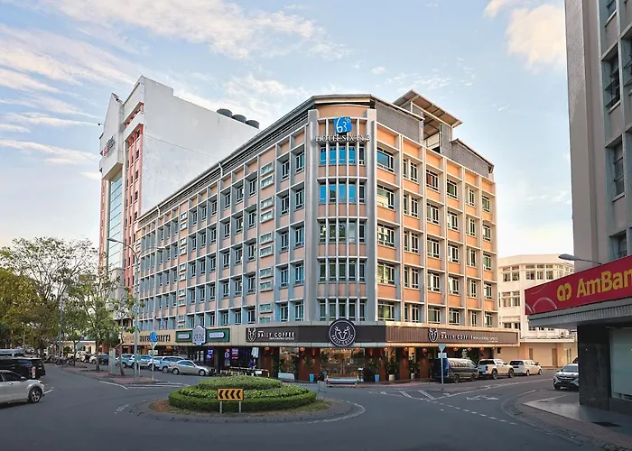 Hotel Sixty3
