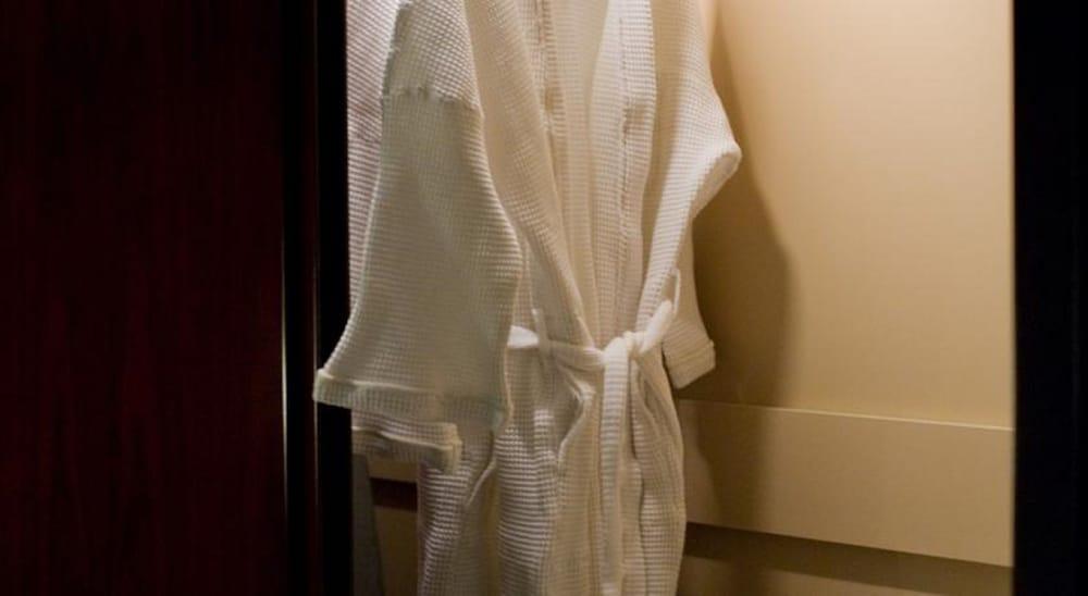 Hotel Sixty3 3*