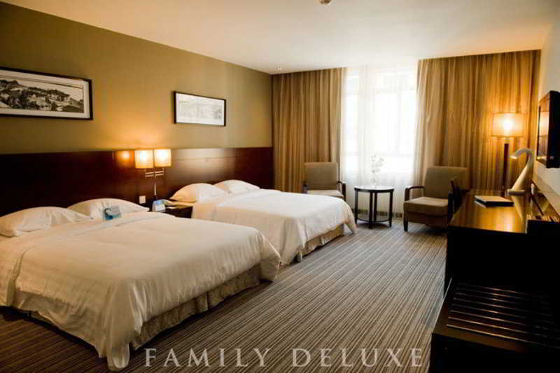 Hotel Sixty3 3*