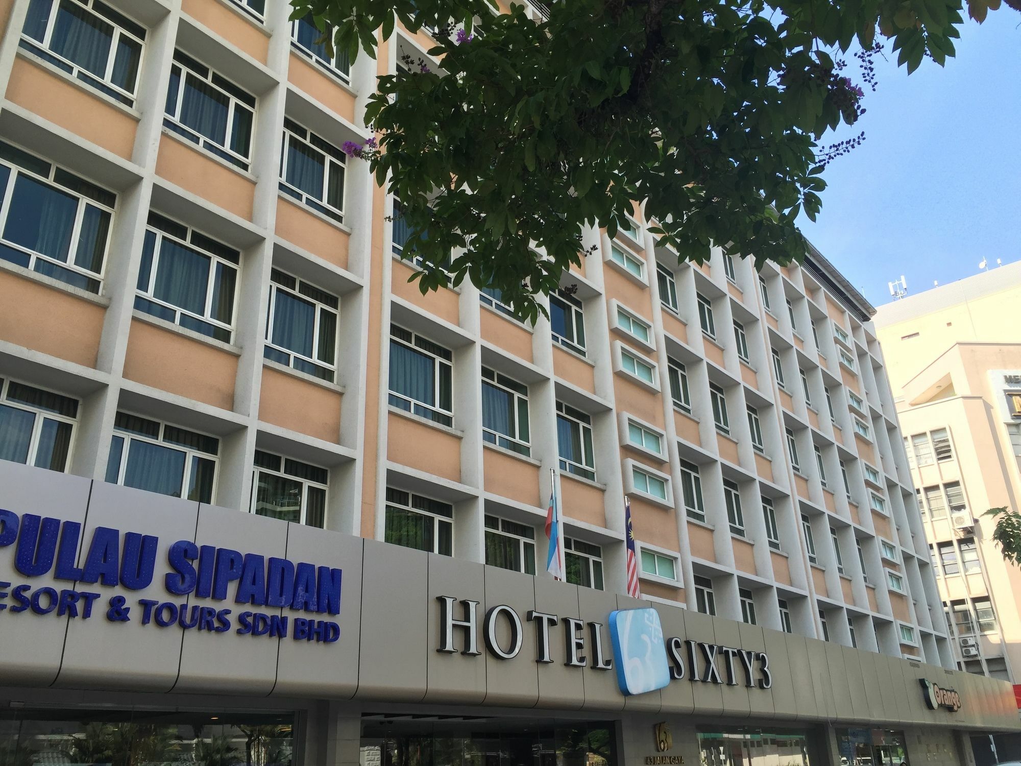 Hotel Sixty3 3*